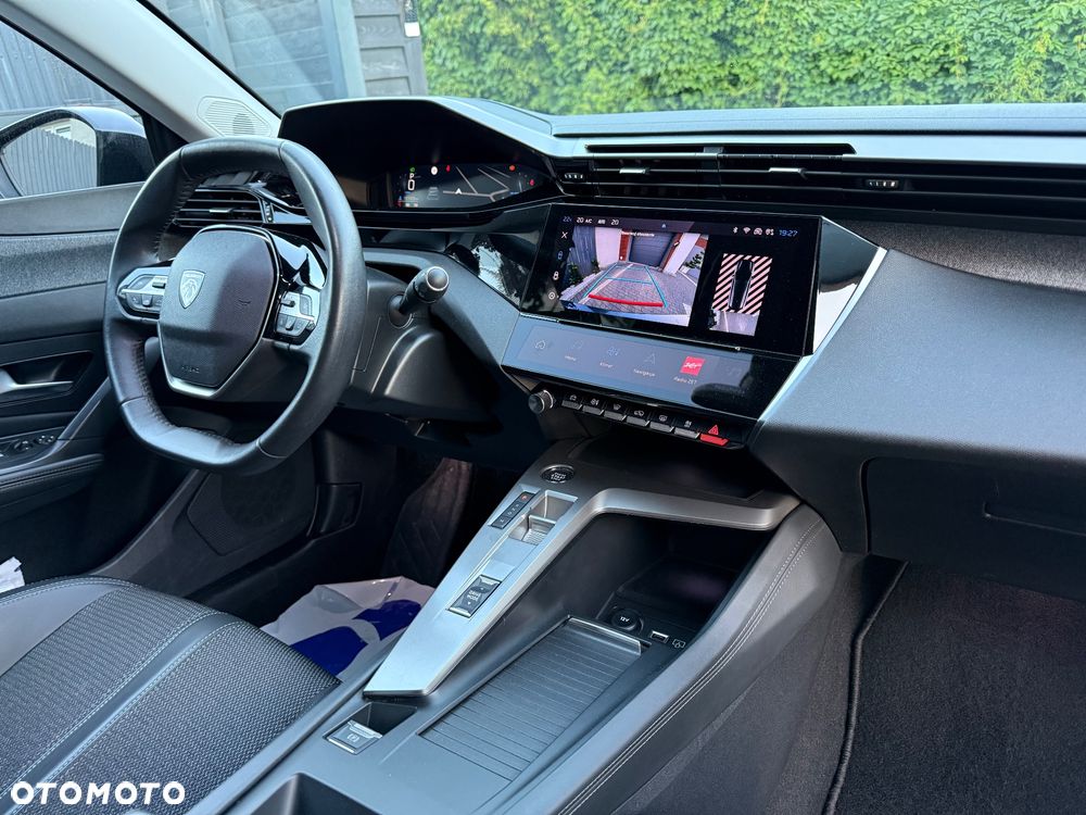 Peugeot 308 BlueHDi 130 EAT8 Allure - 13
