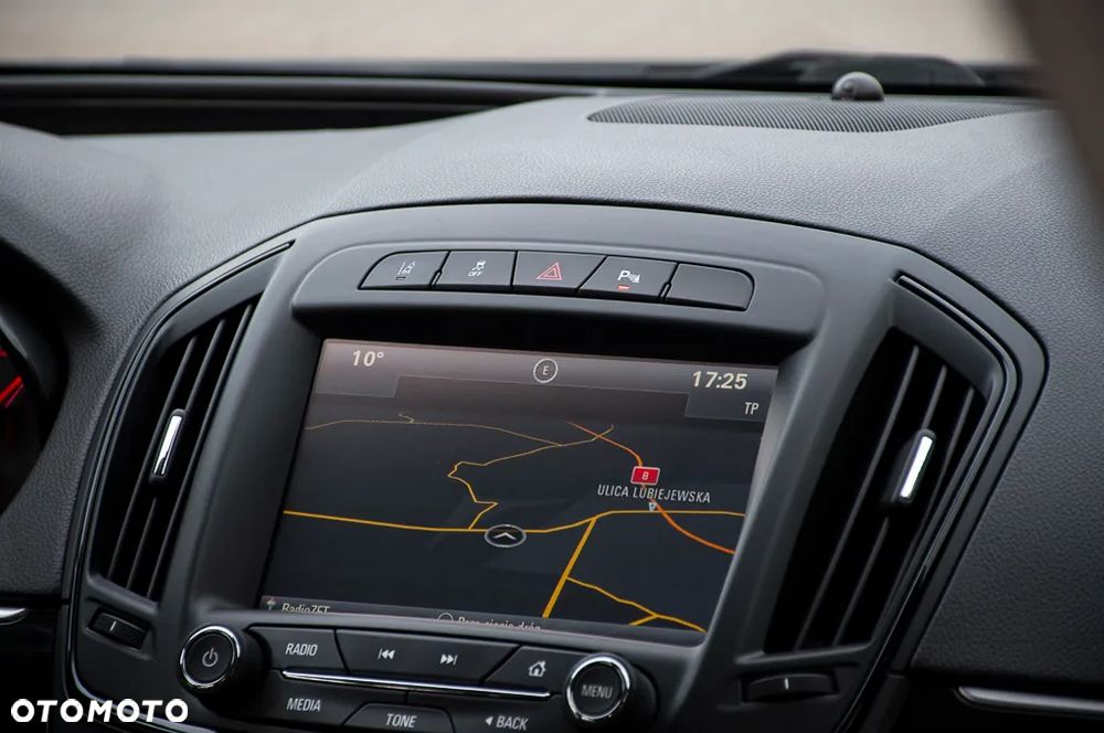 Opel Insignia 2.0 CDTI ecoFLEX Start/Stop Business Innovation - 16