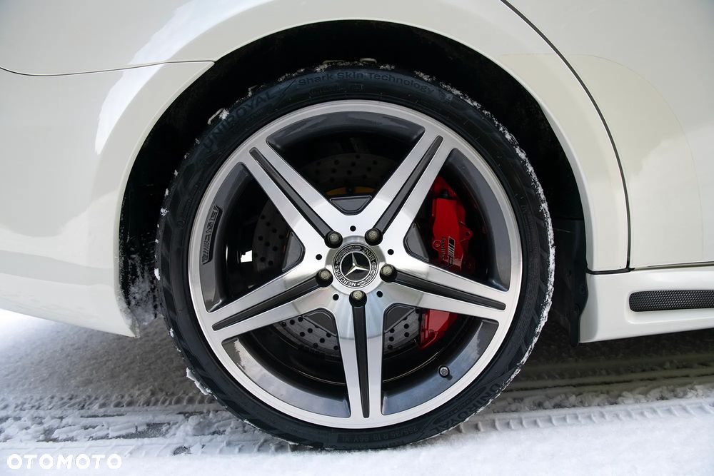 Mercedes-Benz CLS 63 AMG 7G-TRONIC - 19