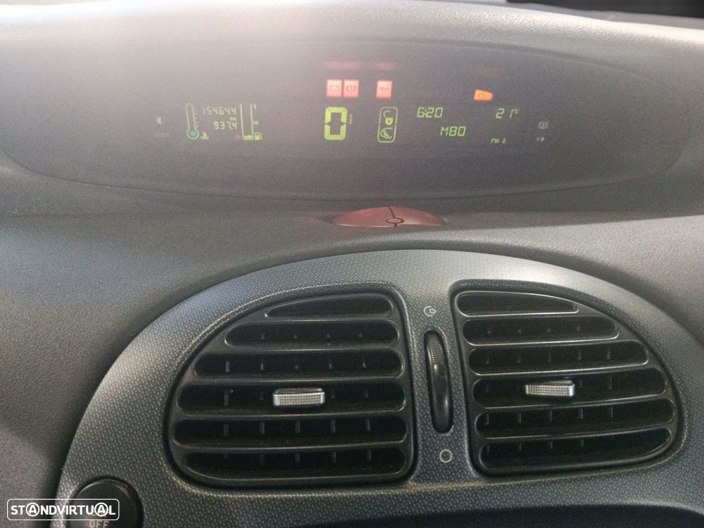 Citroën C4 Picasso 1.6 HDi Exclusive - 12