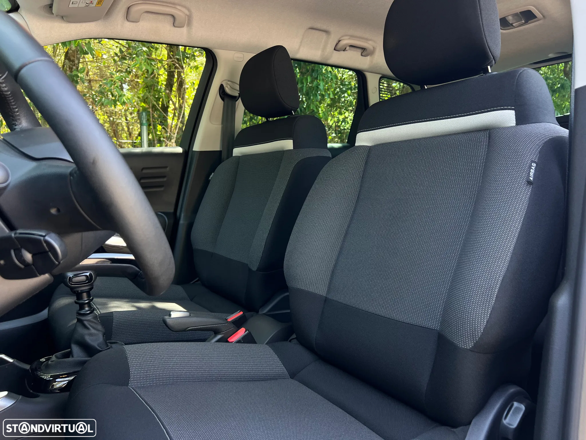 Citroën C3 Aircross 1.2 PureTech Plus - 32