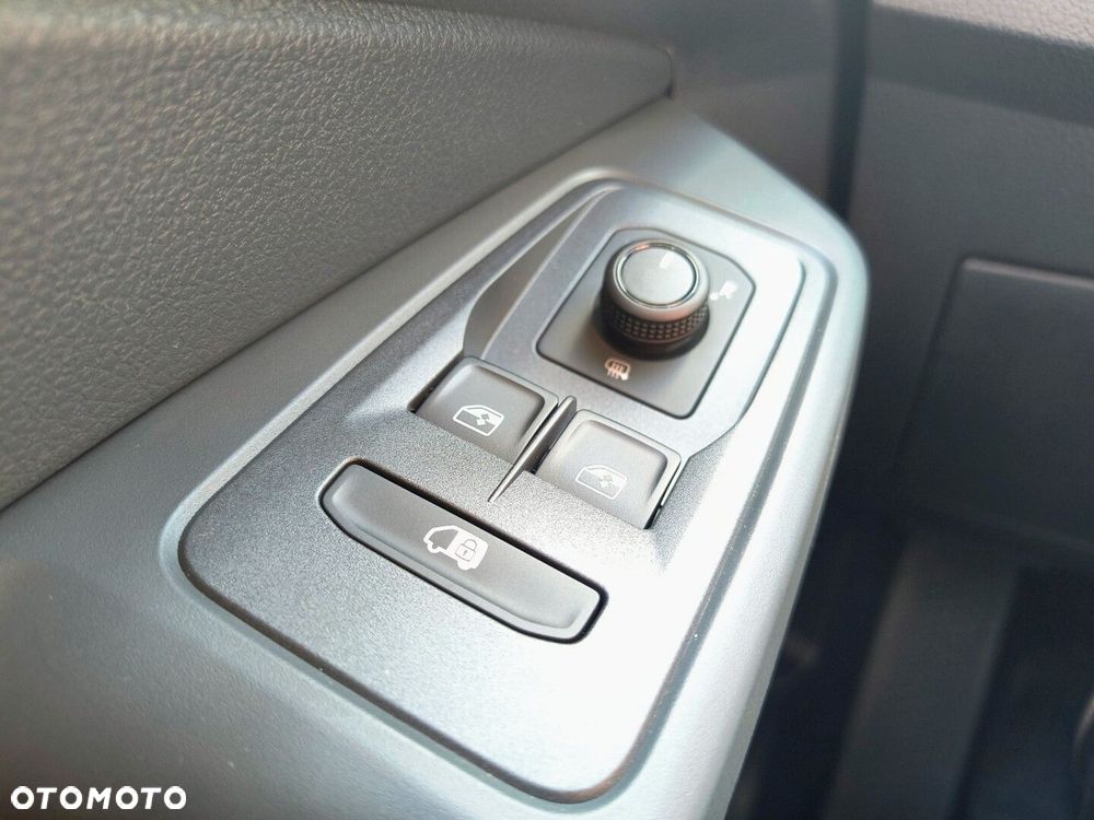 Volkswagen Caddy Cargo Maxi silnik: 2,0 l TDI EU6 SCR 102 KM / skrzynia biegów: manualna 6-biegowa rozstaw osi: 2970 mm - 19