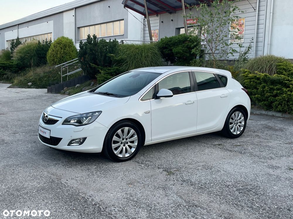 Opel Astra 1.4 Turbo Exklusiv - 35