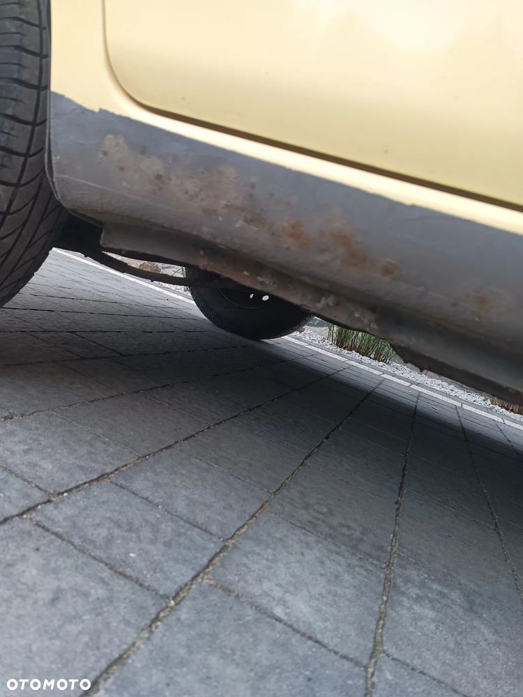 Fiat Panda 1.1 Active dla kobiet - 12