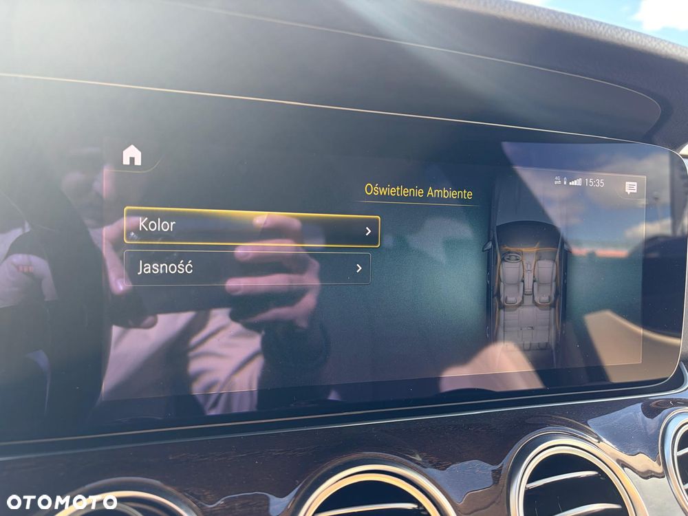 Mercedes-Benz Klasa E 220 d 4-Matic AMG - 26