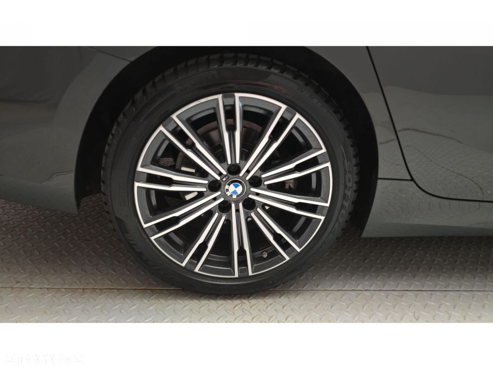 BMW Seria 3 - 25