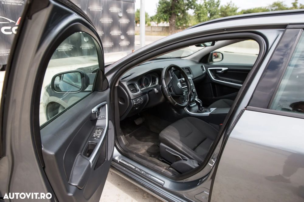Volvo V60 D2 Geartronic Kinetic - 18