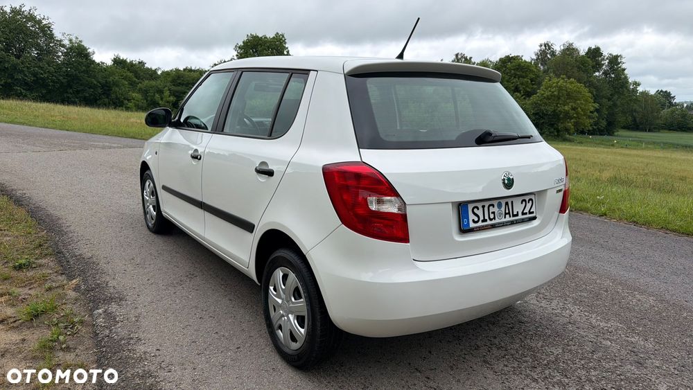 Skoda Fabia 1.4 MPI FAMILY - 11