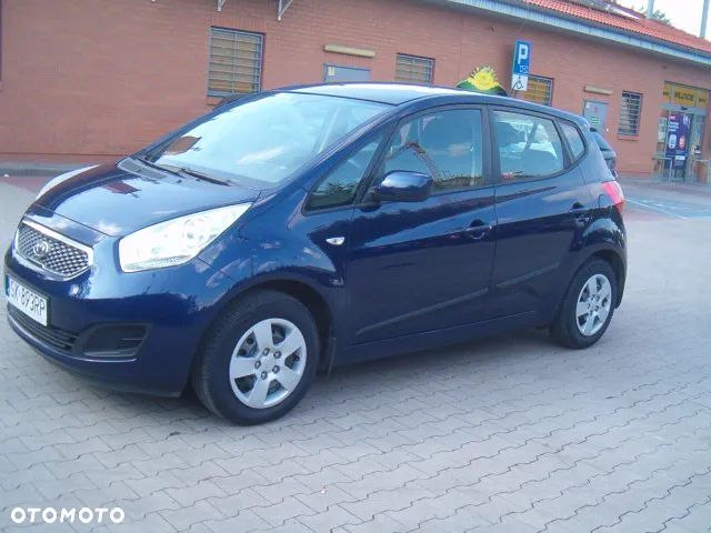 Kia Venga - 6