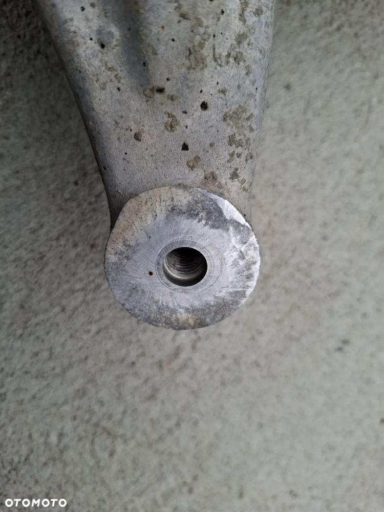 Mocowanie Górne Amortyzatora Lewe/Prawe A4 B8 A5 8K0412383F 8K0412384F - 5