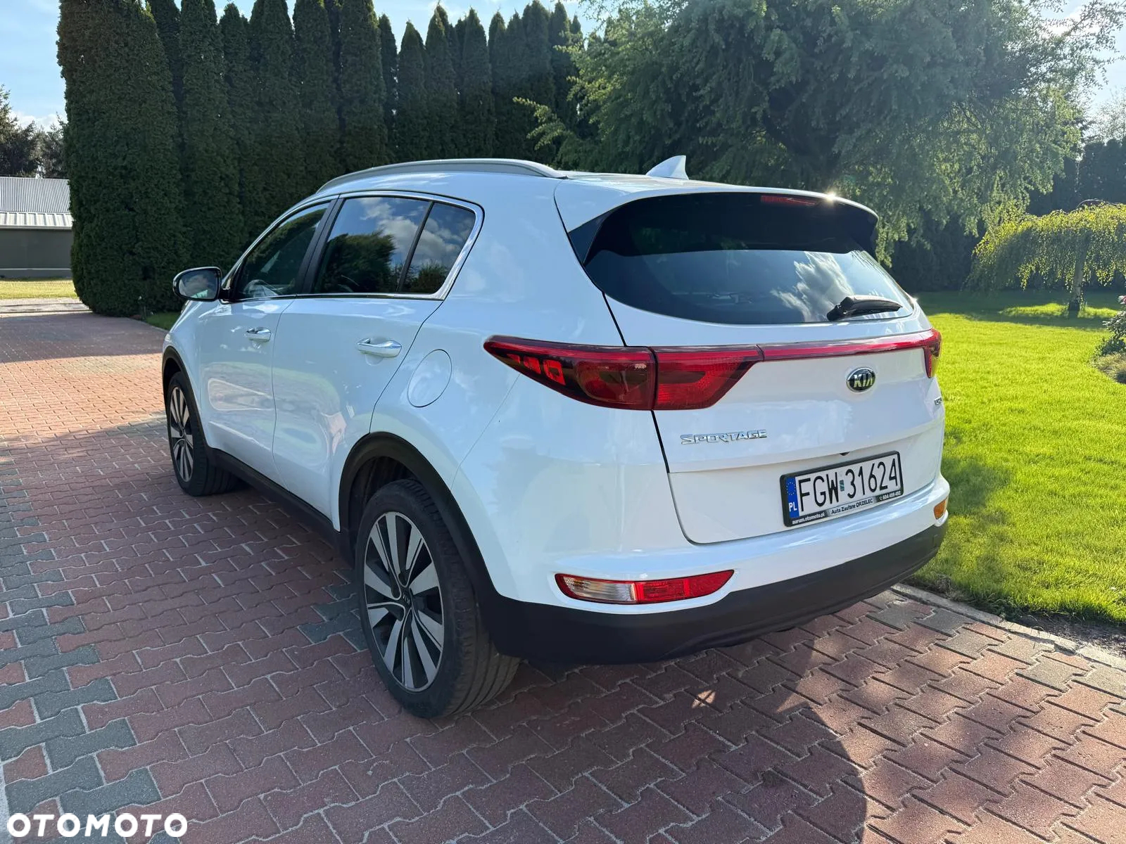 Kia Sportage 1.7 CRDI 2WD ISG Spirit - 10