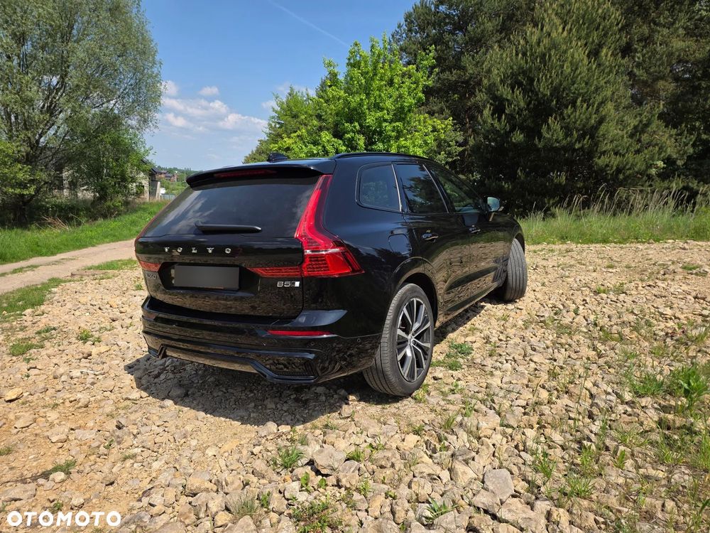 Volvo XC 60 B5 B AWD Ultra Dark - 3