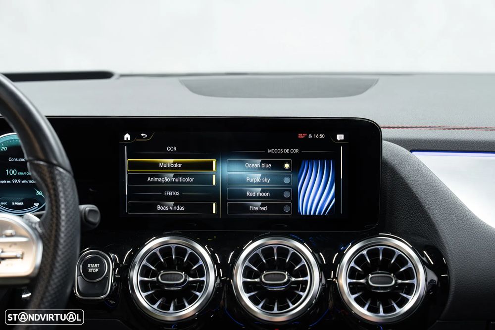 Mercedes-Benz EQA 300 4Matic - 33