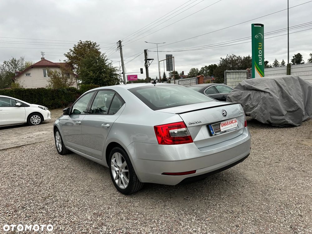 Skoda Octavia - 8