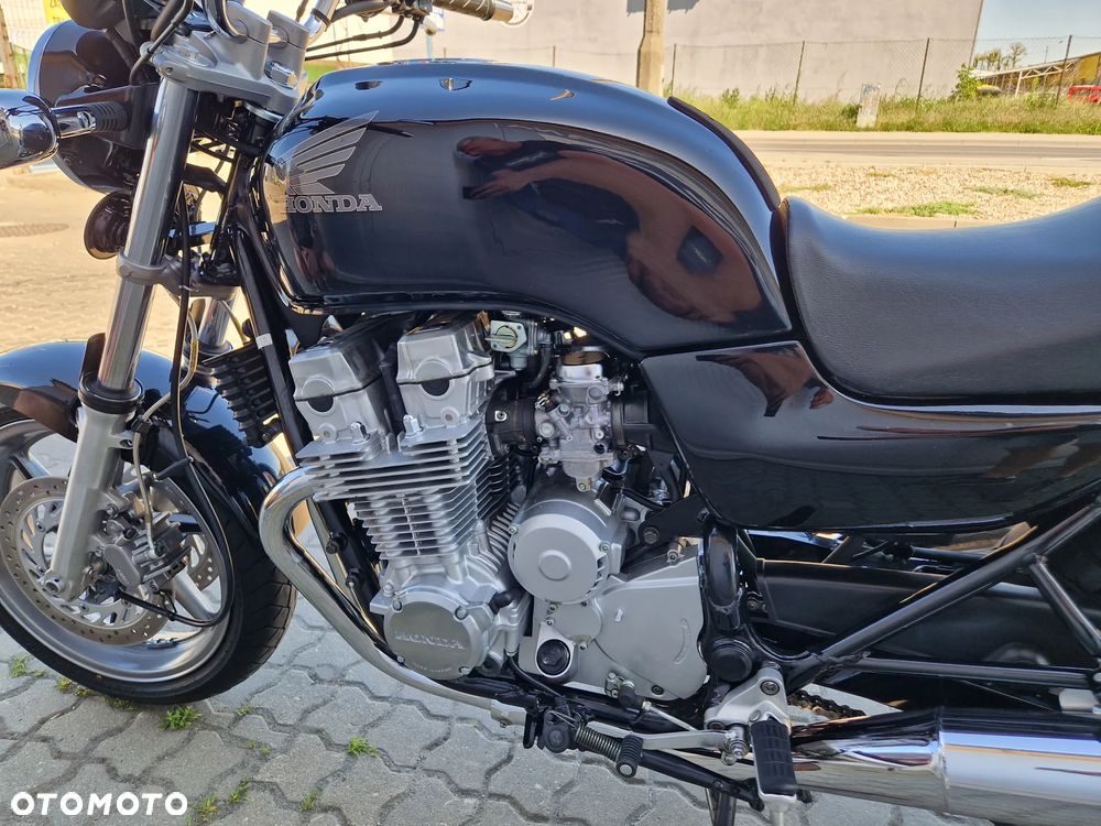 Honda CB - 19