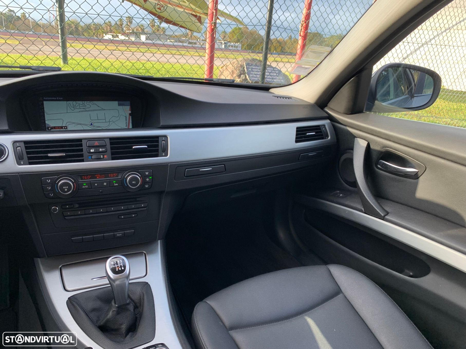 BMW 320 d Touring Navigation - 52