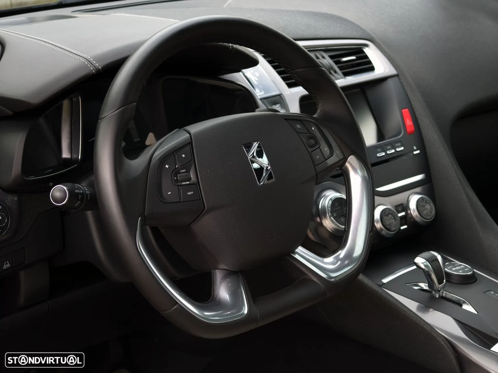 DS DS5 2.0 Hybrid4 Sport Chic - 42