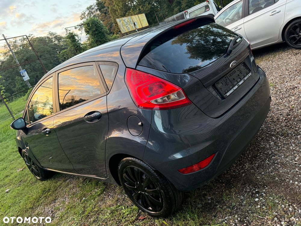 Ford Fiesta - 6