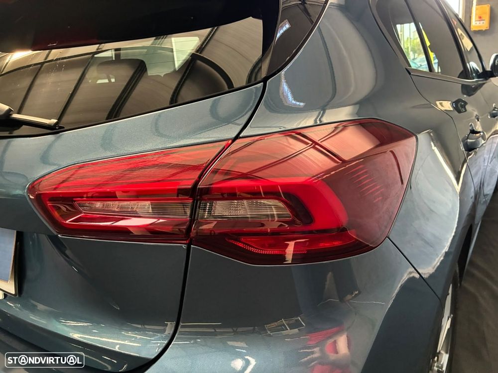 Ford Focus 1.0 EcoBoost MHEV ST-Line - 11