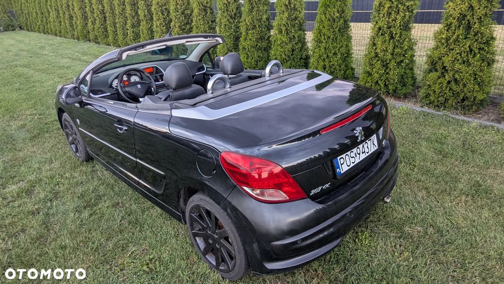Peugeot 207 CC - 24