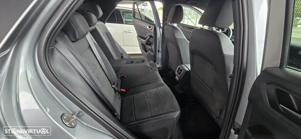 VW T-Roc 2.0 TDI R-Line DSG - 29