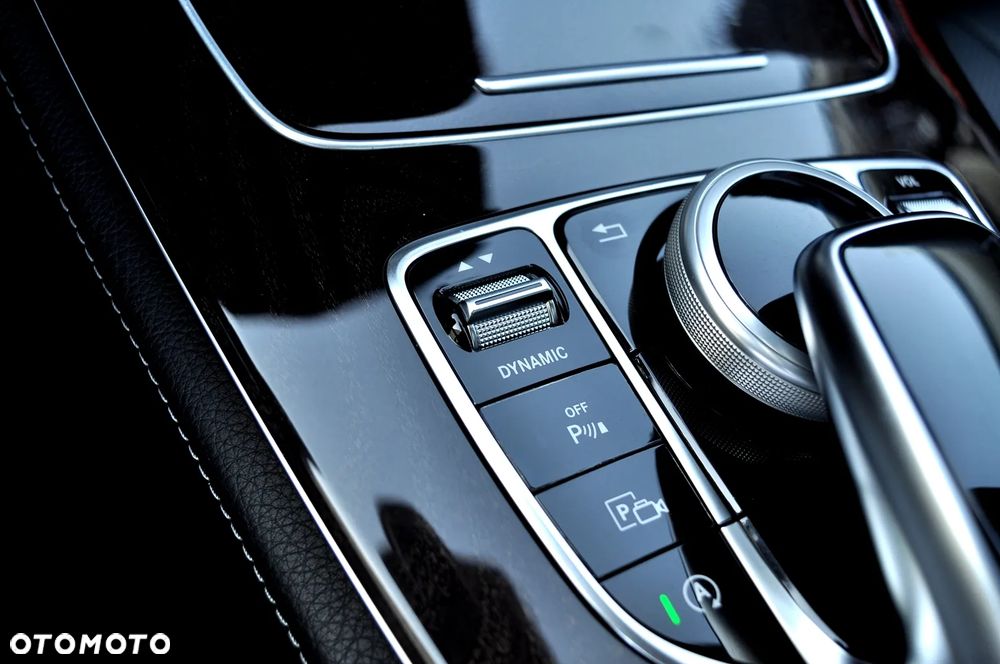 Mercedes-Benz CLS - 33