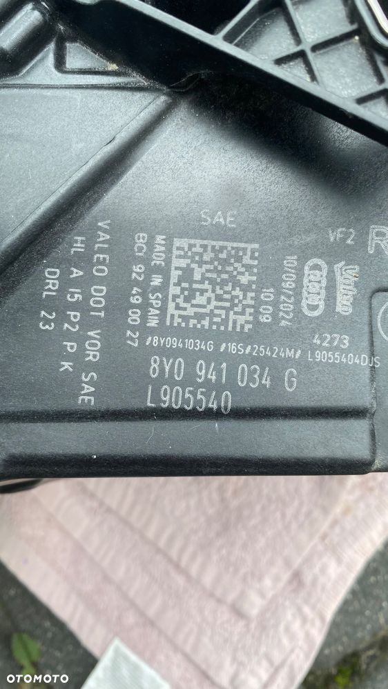 Lampa przód prawa Audi A3 8Y - 3