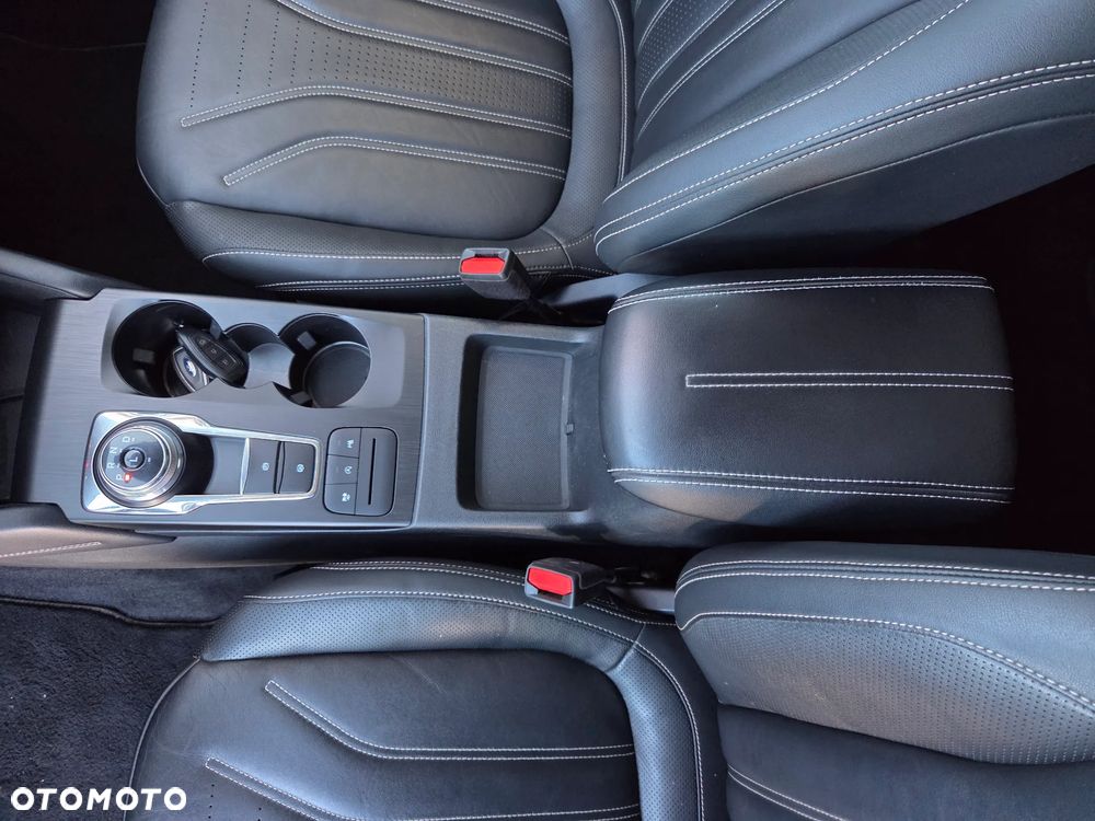 Ford Kuga 2.0 EcoBlue 4x4 VIGNALE - 27