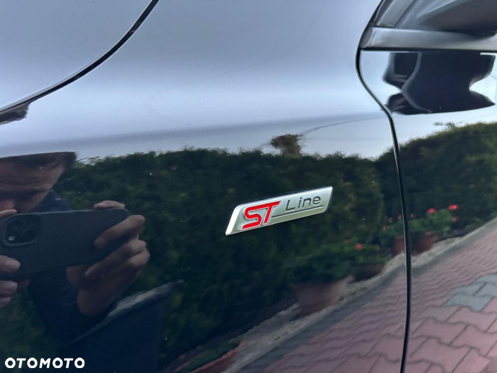 Ford Focus 1.5 EcoBlue Start-Stopp-System ST-LINE - 19