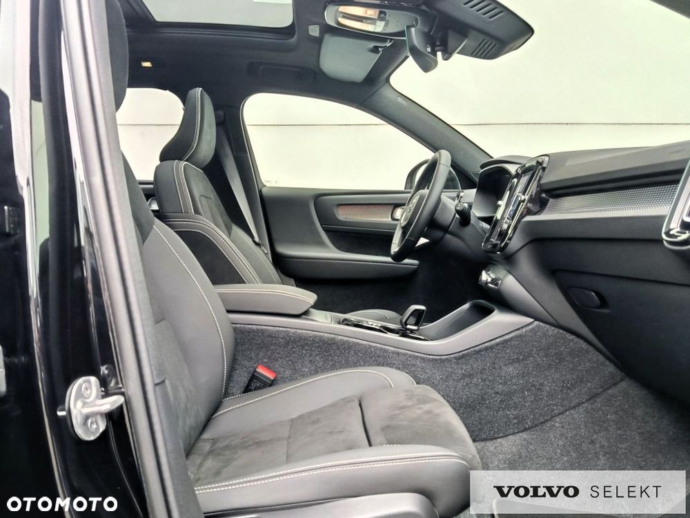 Volvo XC 40 - 18