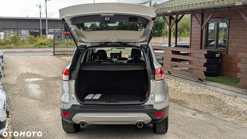 Ford Kuga 2.0 TDCi 2x4 Black & Silver - 35