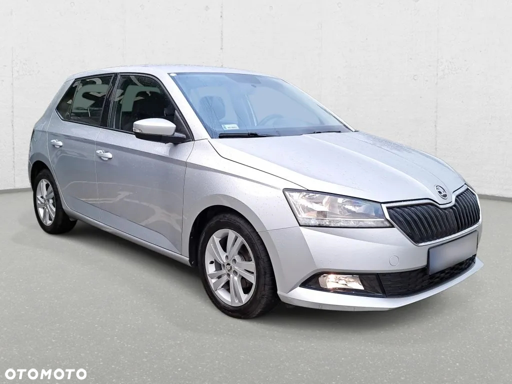 Skoda Fabia - 3