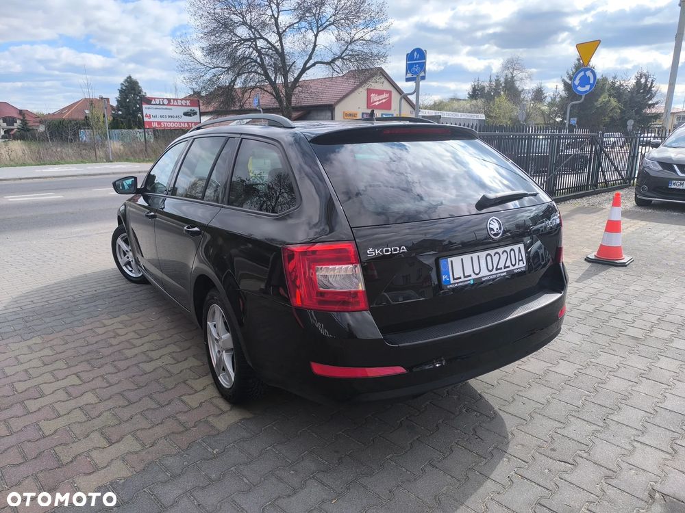 Skoda Octavia - 23