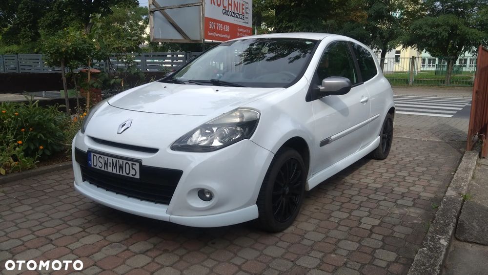 Renault Clio 1.6 16V GT - 1