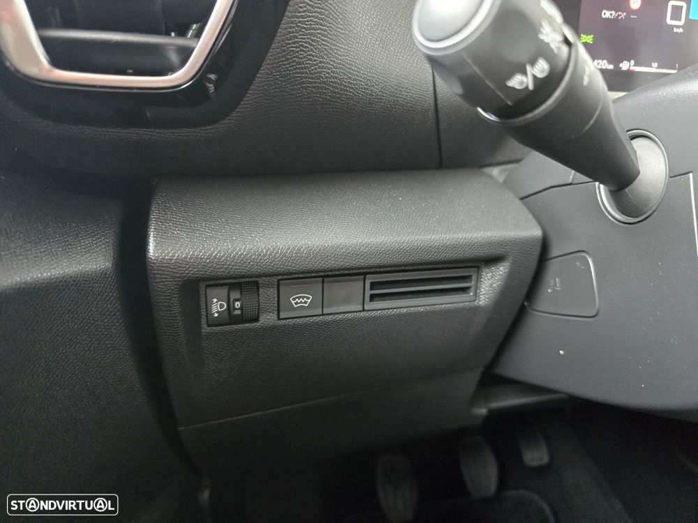 Citroën C4 1.2 PureTech Plus - 12