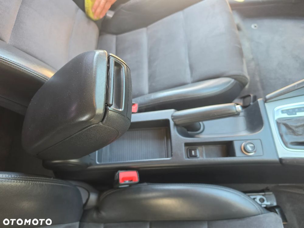 Audi A3 Sportback 2.0 TFSI Quattro Ambition S tronic - 16
