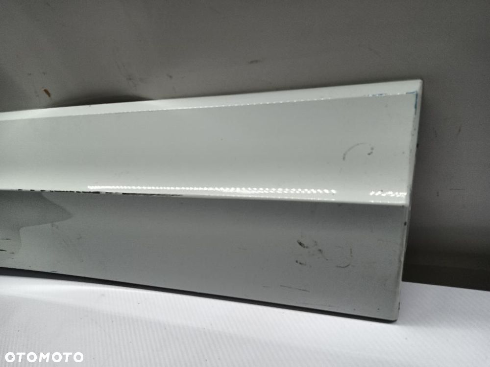 LISTWA DRZWI TYŁ TYLNA PRAWA VW TOUAREG III 760854950 - 3