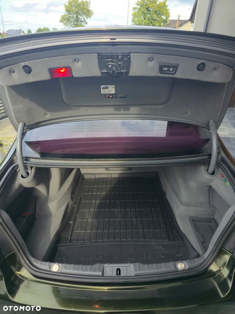 BMW Seria 7 750Li - 8