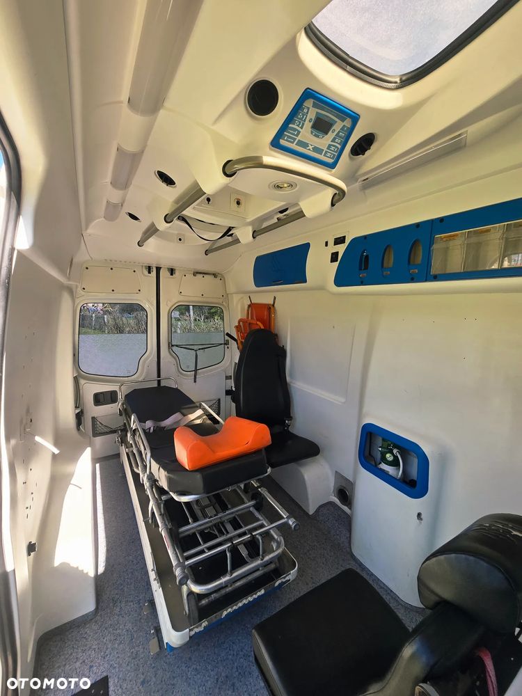 Mercedes-Benz Sprinter 2.2 Cdii Nosze Kardiol - 16
