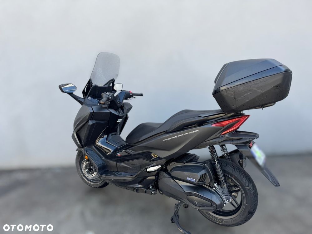 Honda NSS - 4