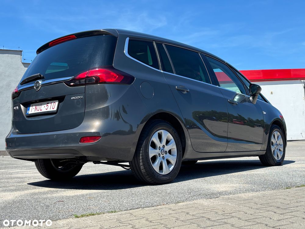 Opel Zafira - 14