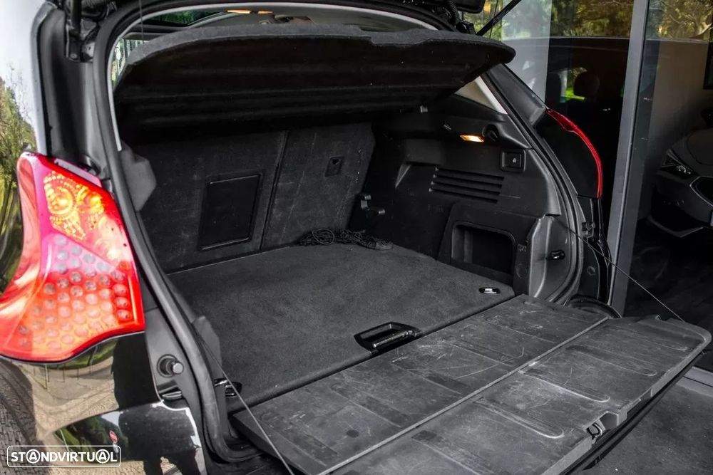 Peugeot 3008 1.6 HDi Roland Garros - 27