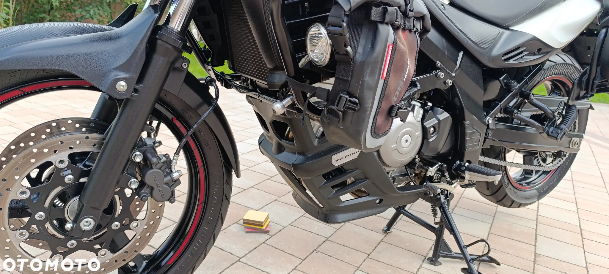Suzuki V-STROM - 40