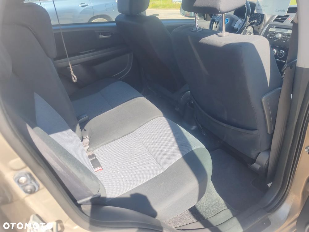 Peugeot 3008 1.6 Premium+ - 8