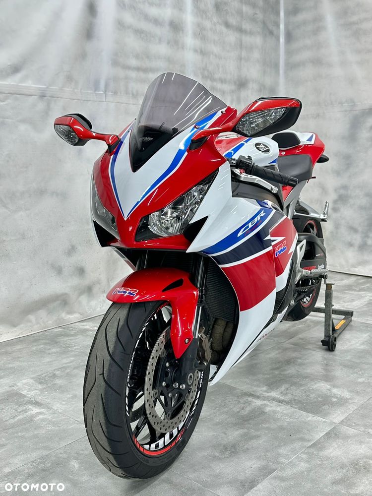Honda CBR - 3