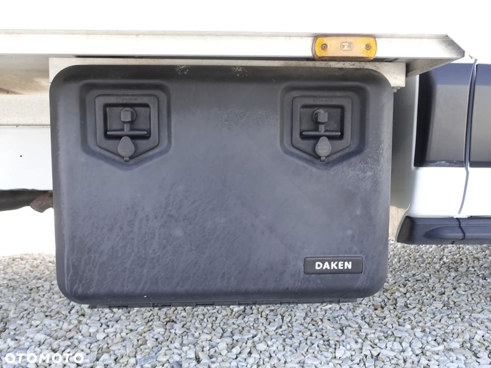 Ford Transit - Kontener z windą - 22