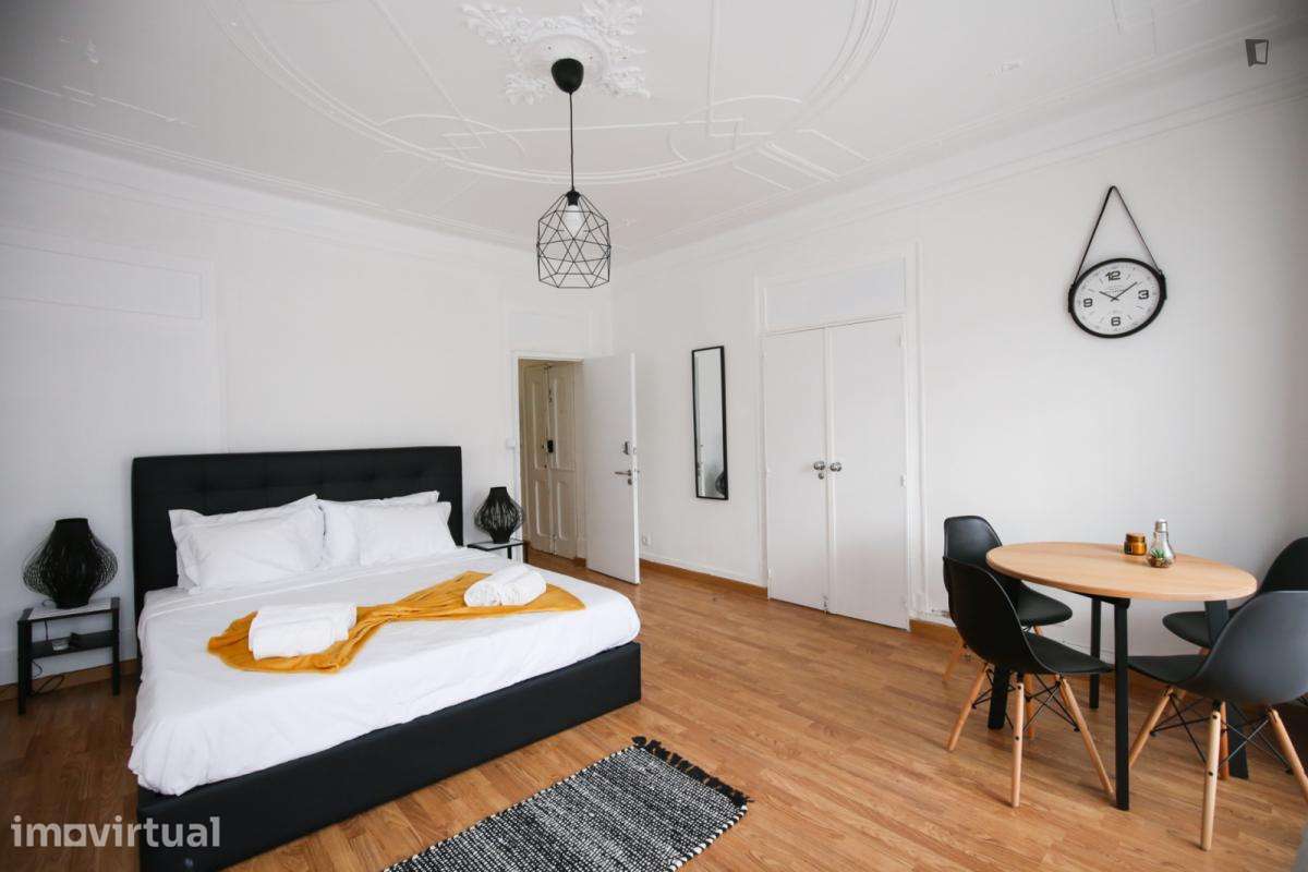 Quarto - localizado em São Bento Lisbon - Grande imagem: 5/34