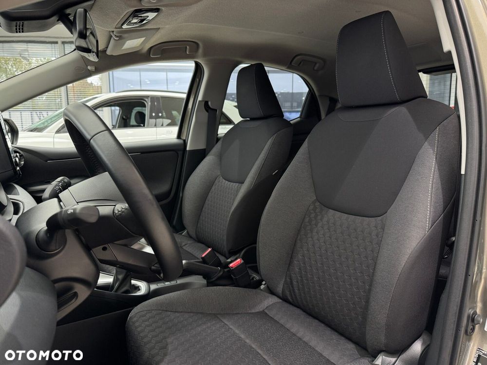 Toyota Yaris 1.5 Comfort - 10