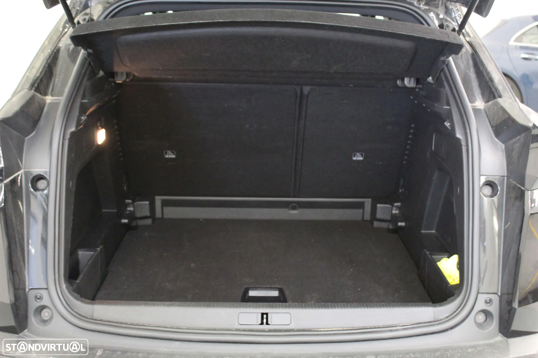 Peugeot 3008 1.2 PureTech Active Pack - 22