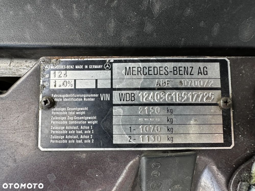 Mercedes-Benz Klasa E - 26